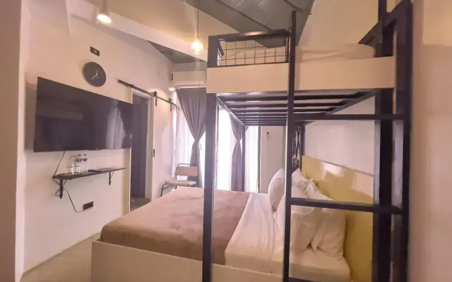 Auberge Petit Hotel