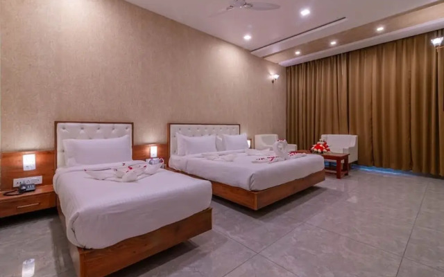 Savitri Resorts