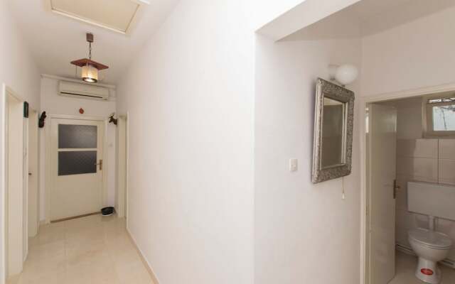 Apartments Miroslava