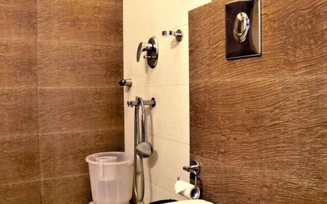 FabHotel Astor Suites HSR