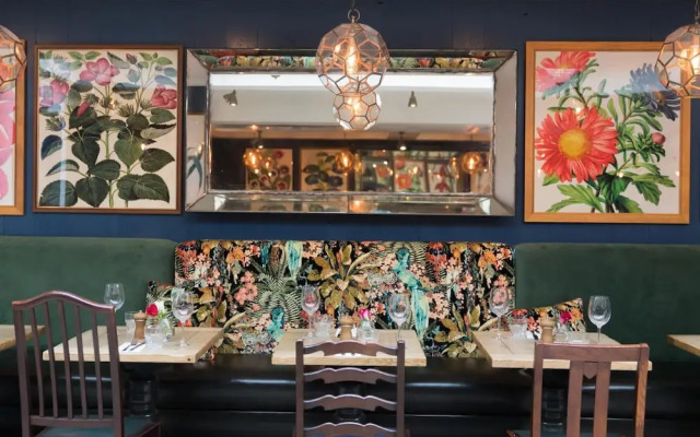 The Coach & Horses Kew