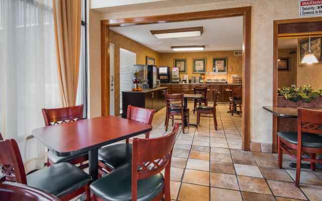 SureStay Plus Hotel by Best Western Sacramento North