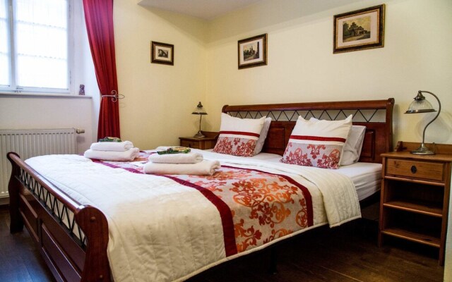 Loreta Hotel