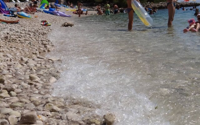 Heated Infinity Pool, Family Apartment With Panoramic sea View 3