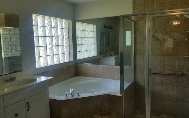 Beautiful Vacation Home CBC FARMS