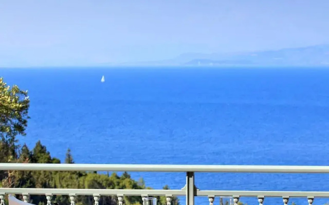 Thanelli in Paxi With 2 Bedrooms and 1 Bathrooms