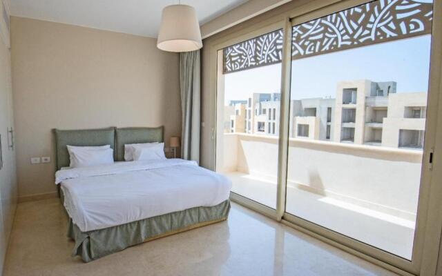 3BR Rooftop, Pool & Beach & Nanny Room in Mangroovy El Gouna