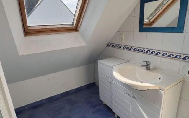 Pleasant holiday home in Clohars-Carnoët with garden