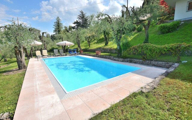 Villa Casa Madre With Pool