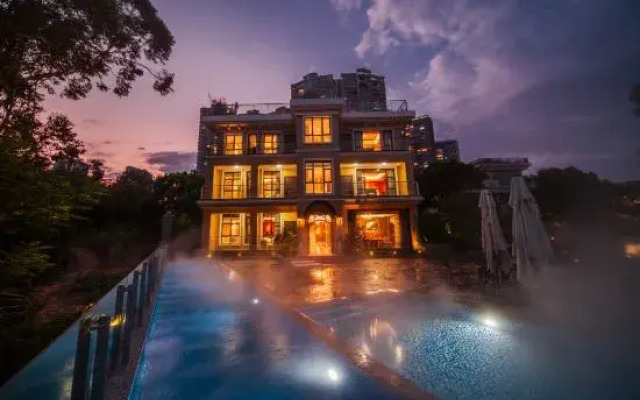 Seaside Seclusive Mansion