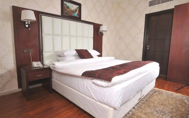 Royal suite Hotel Apartment