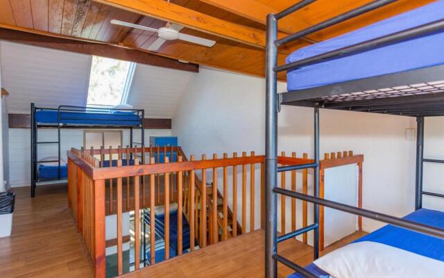Aquarius Backpackers Resort