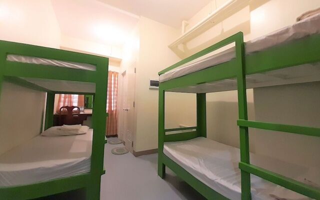 OYO 442 ipark Hotel