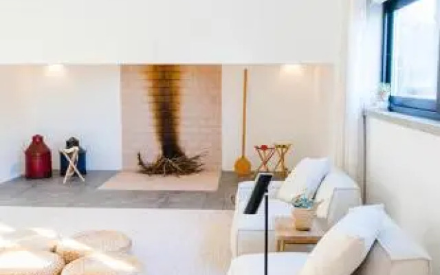 Montimerso Skyscape Country House