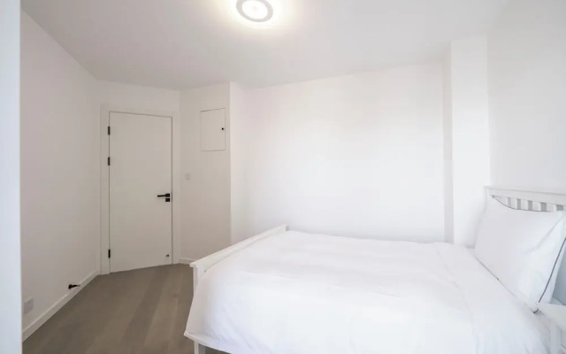 Tyms Elegant 4BR 2BA Apt Xujiahui Malls