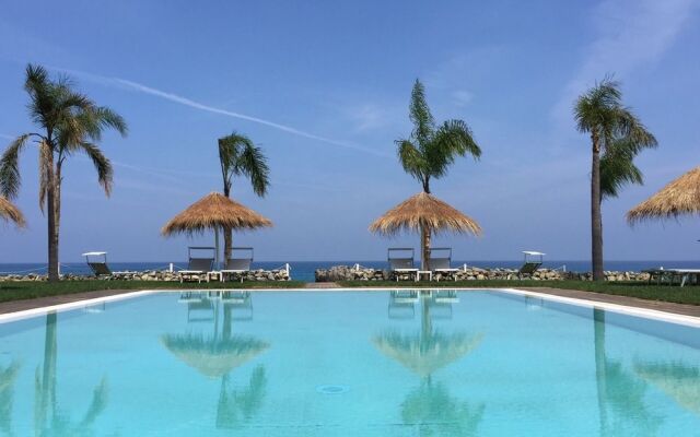 Sunshine Beach Resort