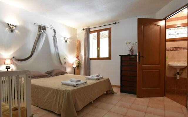 Beautiful, Modernly Decorated Provençal House Only 30 Kilometres From Cannes