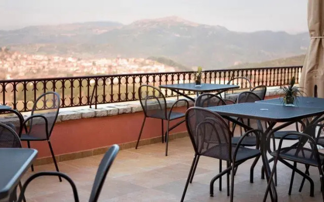 Vytina Mountain View Hotel