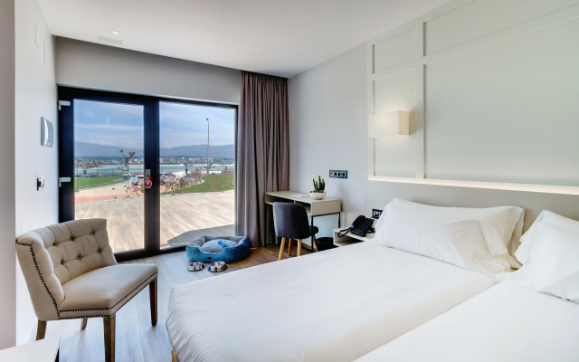 Oca Playa de Foz Hotel & Spa