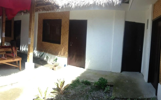 Lola's Lodge