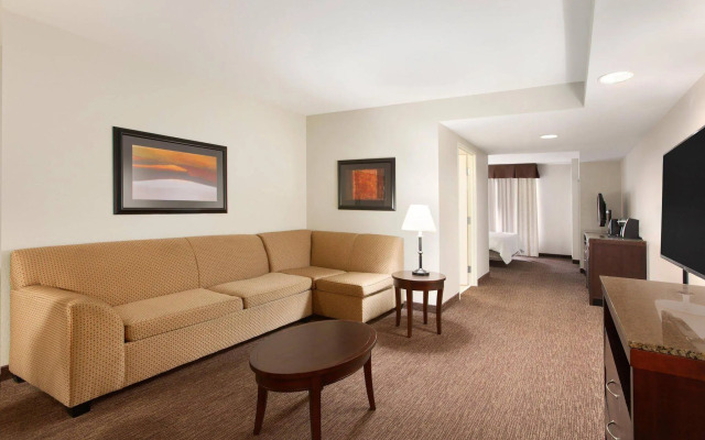 Hilton Garden Inn Toledo Perrysburg