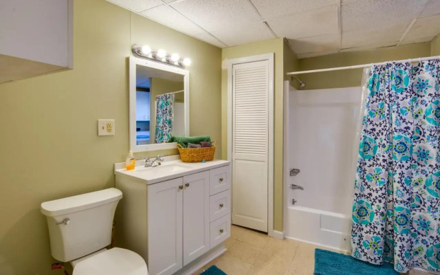 Downtown Mayville Condo: Walk to Chautauqua Lake!