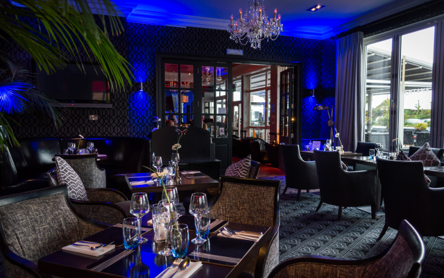 The Cumberland Hotel - OCEANA COLLECTION