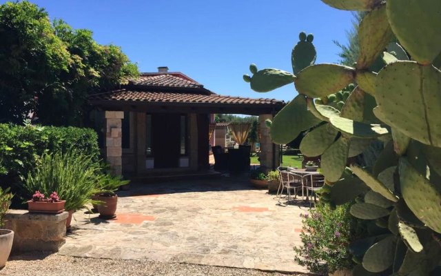 Villa with 3 Bedrooms in San Vito Dei Normanni, with Private Pool, Enclosed Garden And Wifi - 9 Km From the Beach