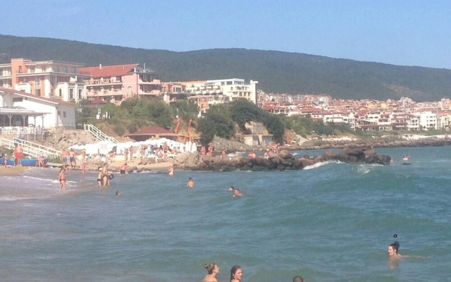 Lovely 1 Bedroom Apartment in Sunny Beach