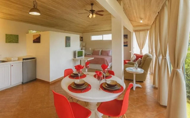 Atenas Magic Mountain Views