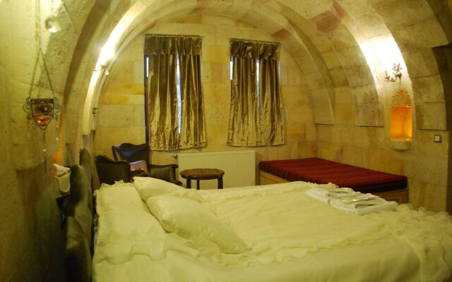 Cave Art Hotel