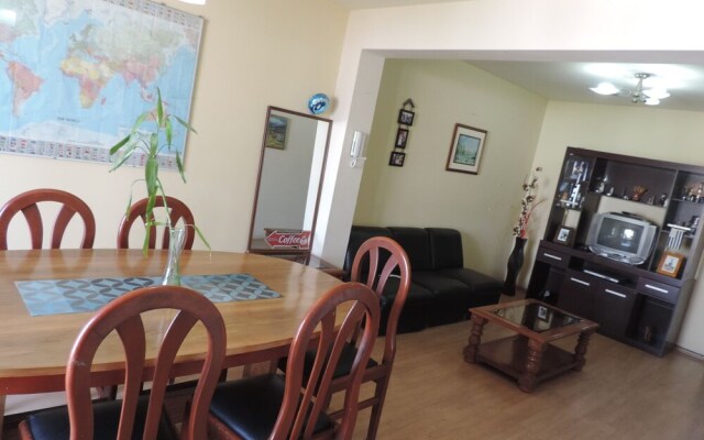 Transit Home Bed And Breakfast - Adults Only