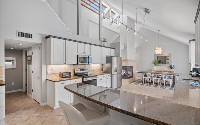 "the Beachy House" 27 Sandestin Estates
