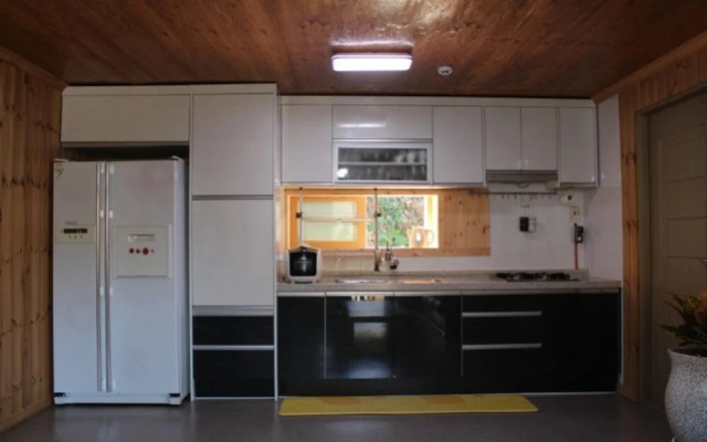 Ulsan Daeunsan Pension