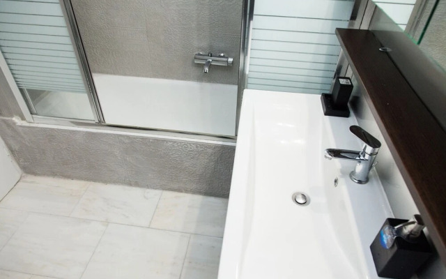 Luxury Apt in central Athens