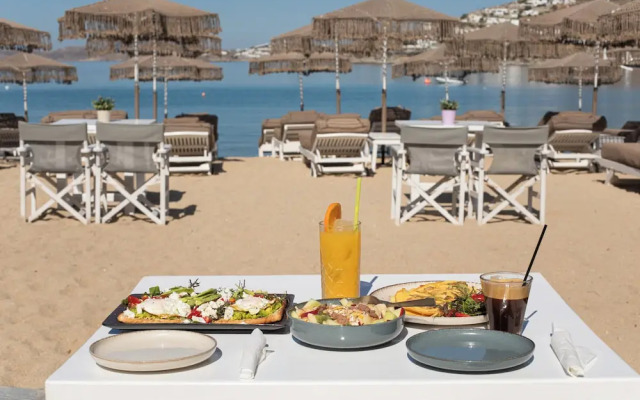 Agia Anna on the beach