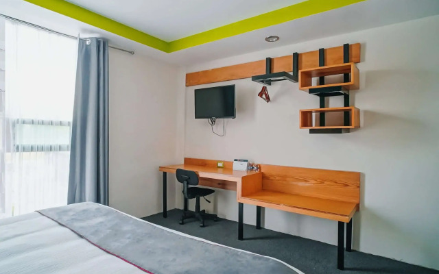 Hotel Brisas Express