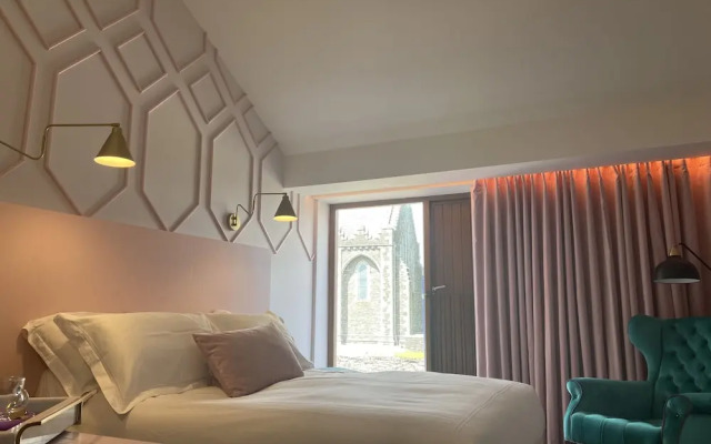 The Rooms at Firecastle