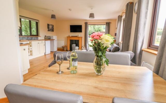 Cherry Tree Lodge