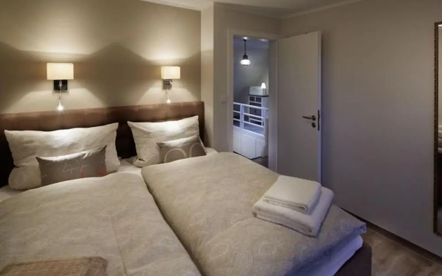 Modern Apartment Near Centre