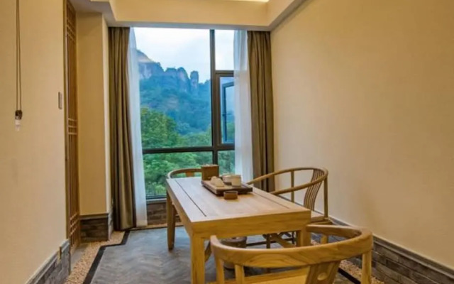 Wuyishan Old Street Hill Lodge