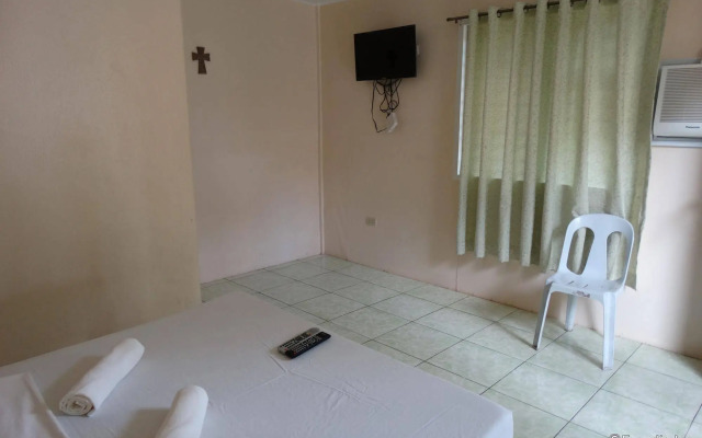 Whites and Greens Beach Resort