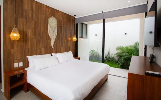 XKAA Ocean View Condos By Smart Rentals