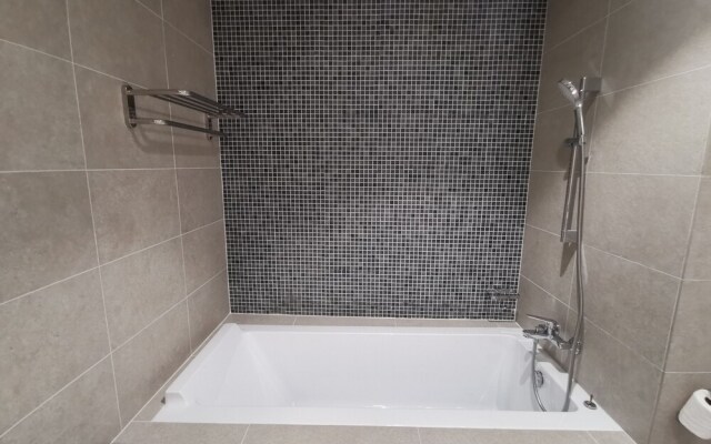 The OOAK Suites and Residences at Sunway 163 (Kiara 163)