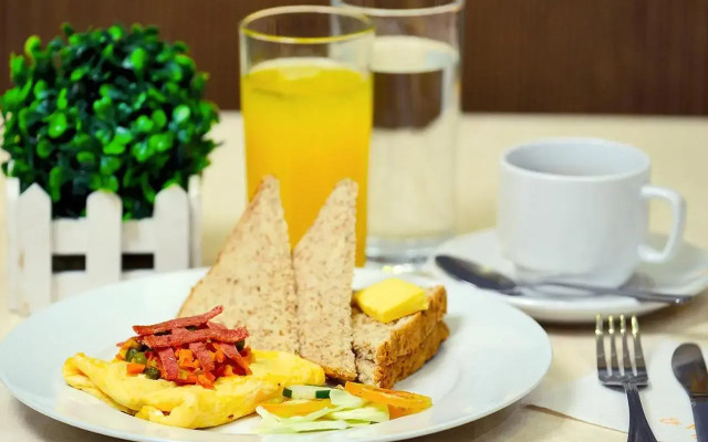 Fersal Hotel Neptune Makati