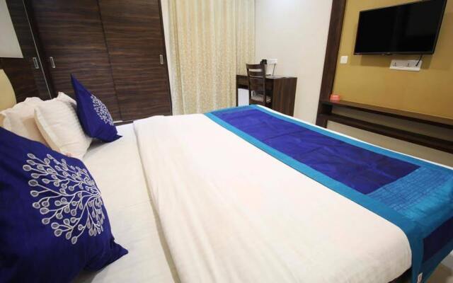 OYO Rooms Ahmedabad Airport Gandhinagar Highway