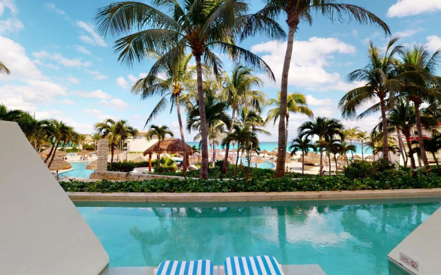 Grand Park Royal Cancún