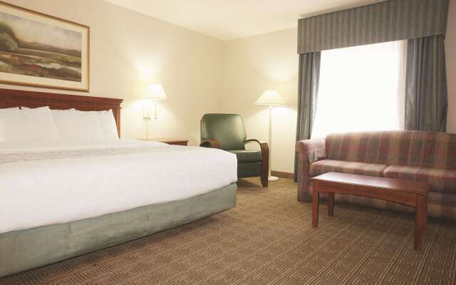 La Quinta Inn by Wyndham Detroit Canton