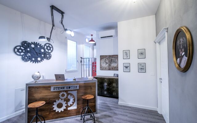 Steam House - Room & Breakfast