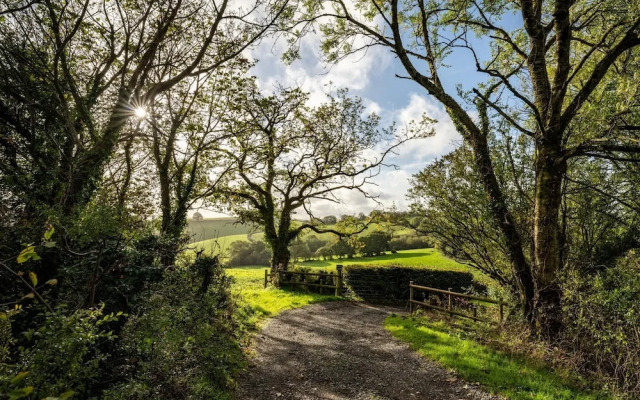 The Stables - Charming 15th Century Rural Bolthole, Newton Abbot